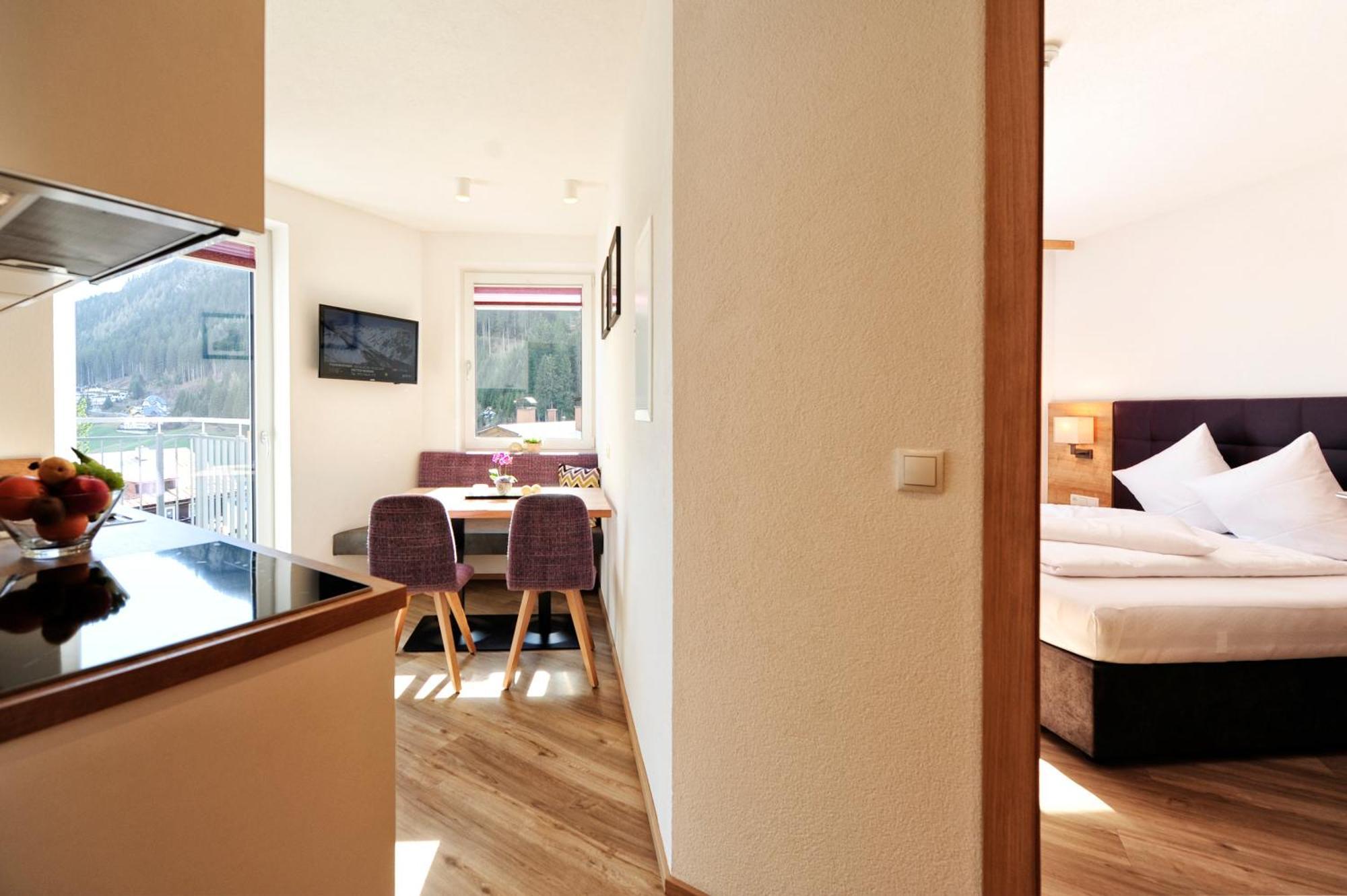 Amaris Apartments Ischgl Phòng bức ảnh