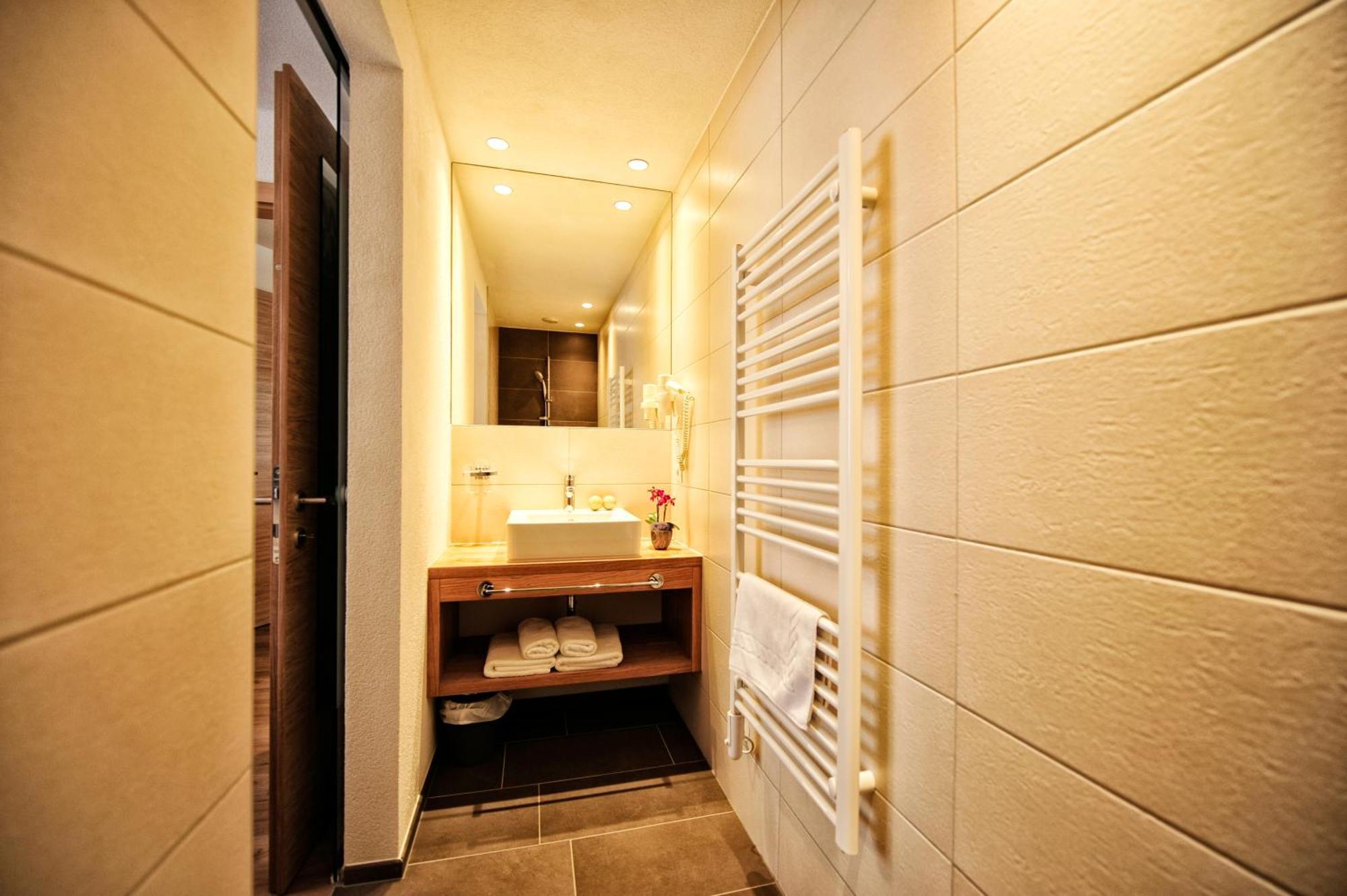 Amaris Apartments Ischgl Phòng bức ảnh
