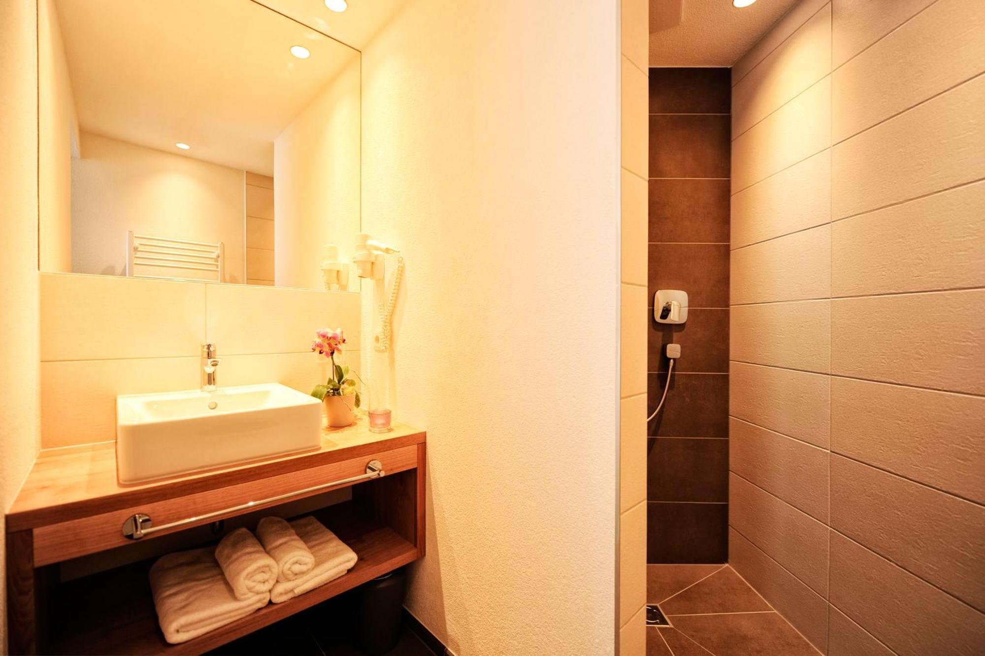 Amaris Apartments Ischgl Phòng bức ảnh