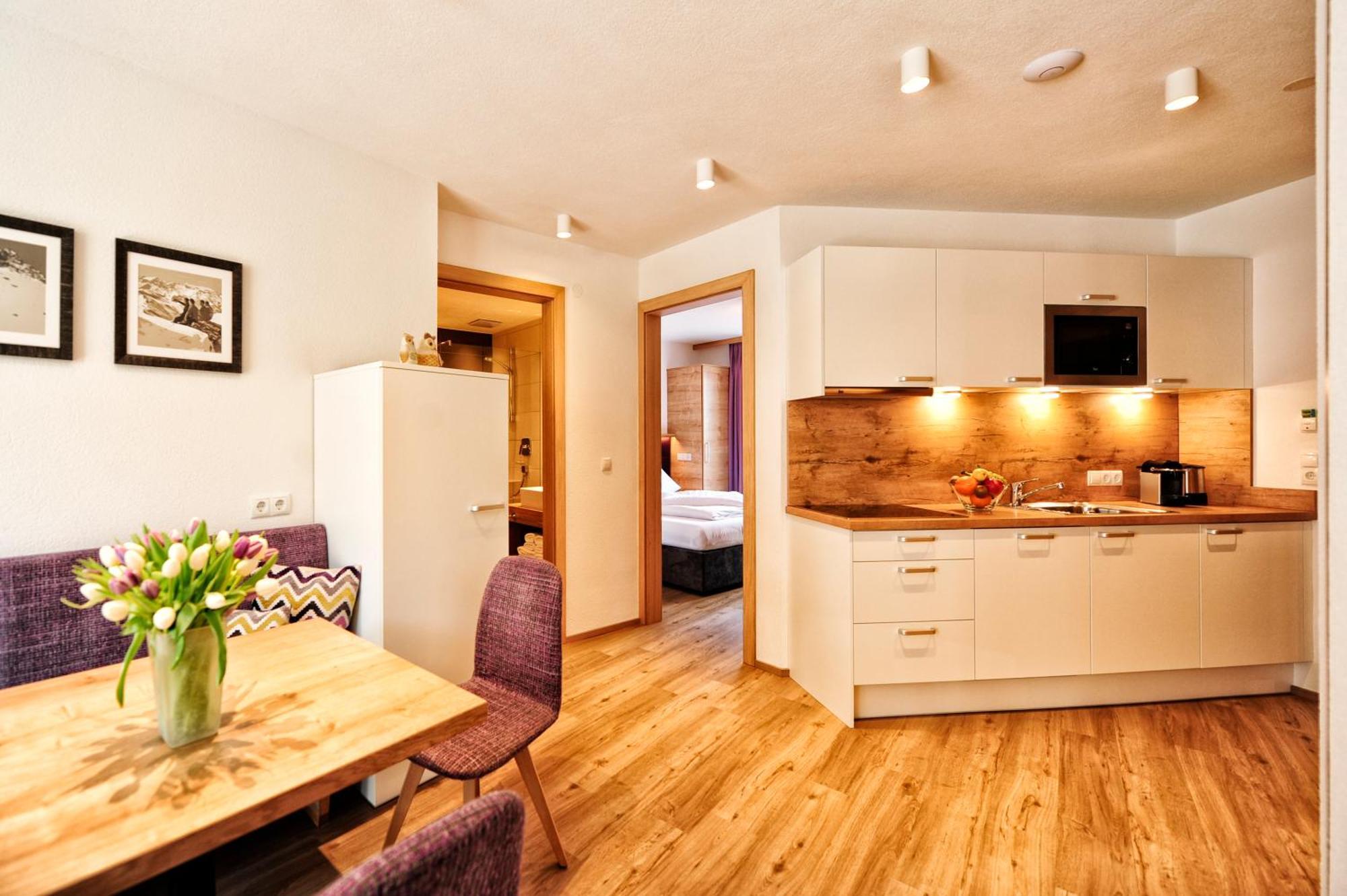 Amaris Apartments Ischgl Phòng bức ảnh