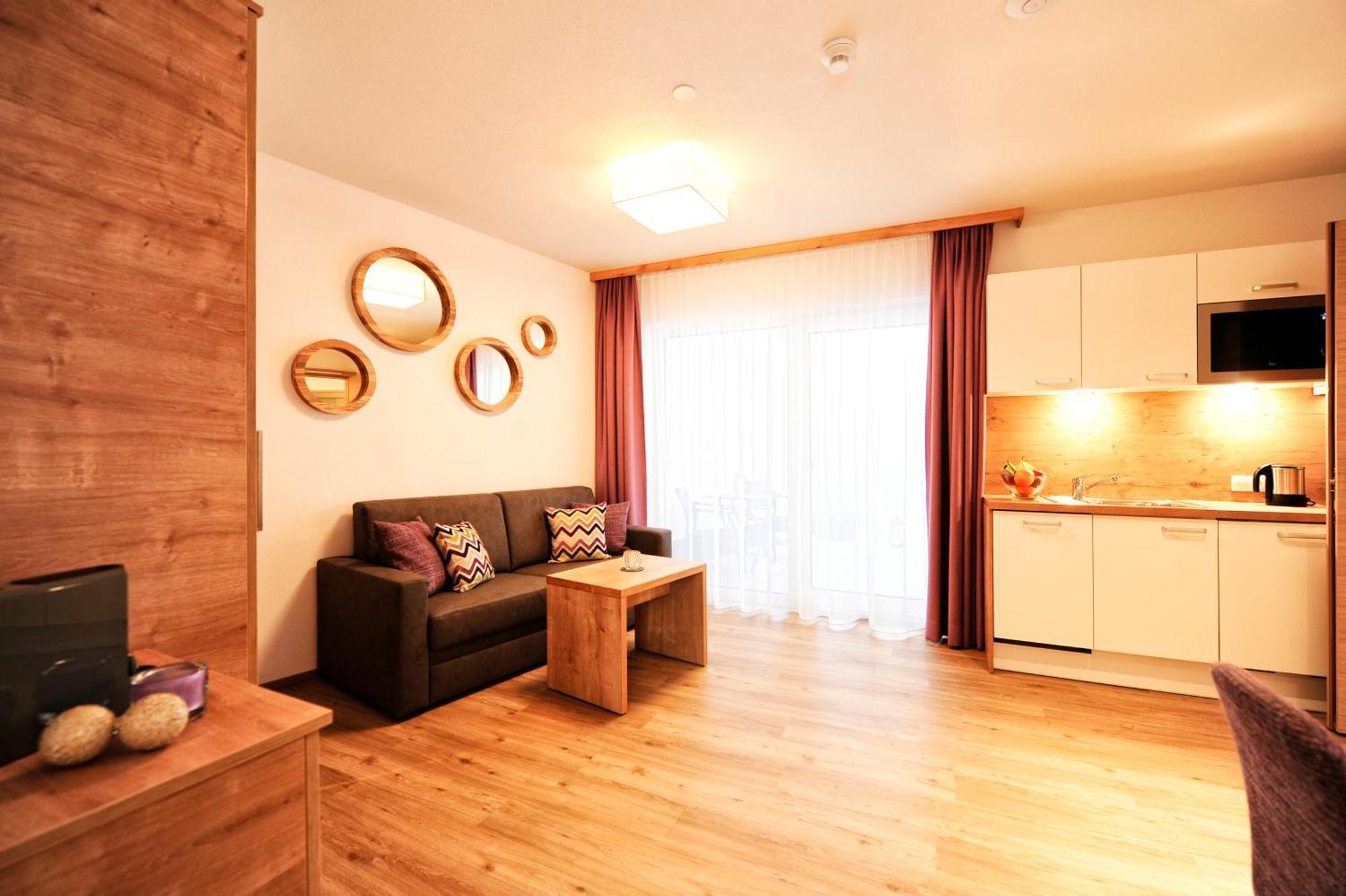 Amaris Apartments Ischgl Phòng bức ảnh